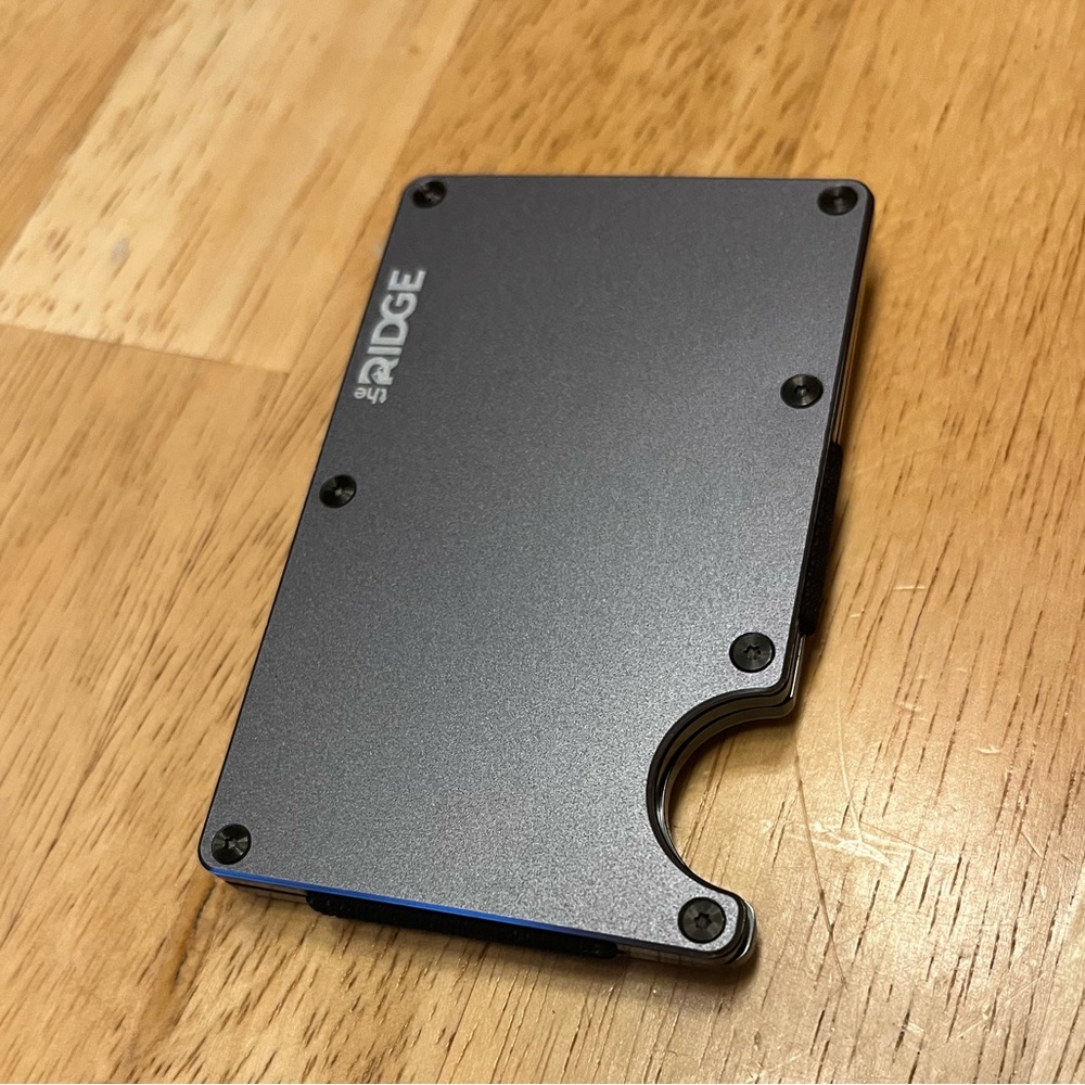 Ridge wallet